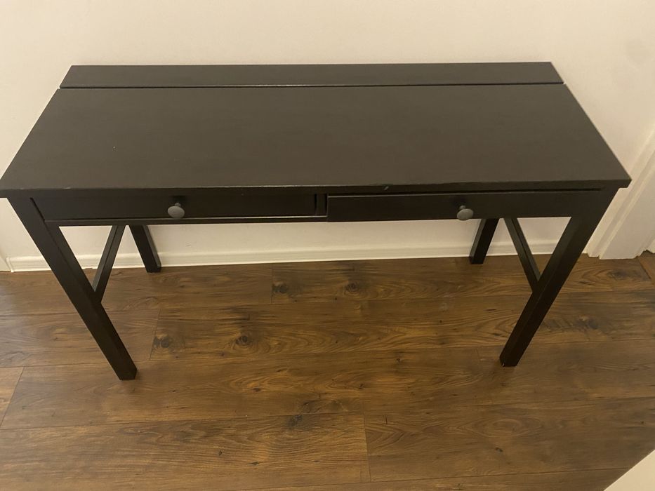 Бюро ИКЕА черно