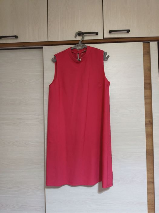 Платье и блузка фуксия Классическое листайте карусель