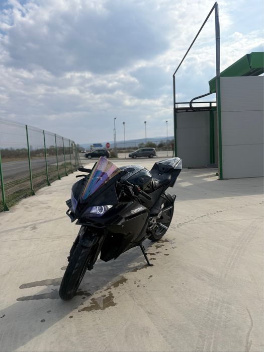 Yamaha yzf r125
