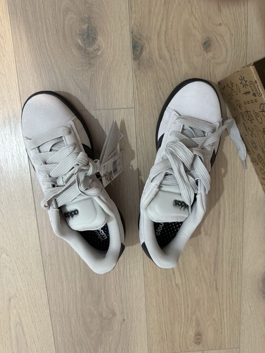 Adidasi Grand Court Alpha 0