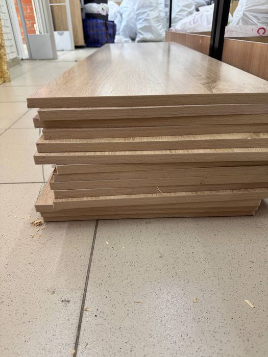 Продам полки  лакированые дсп