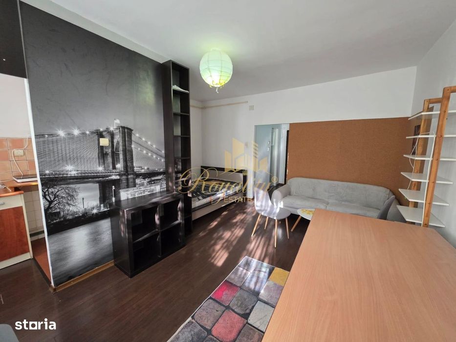 Apartament 1 camera, centrala proprie, etaj 1 - Zona Complexului Stude
