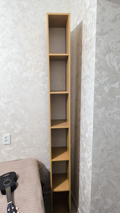 Срочно продам книжную полку