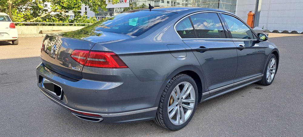 Volkswagen Passat R-Line