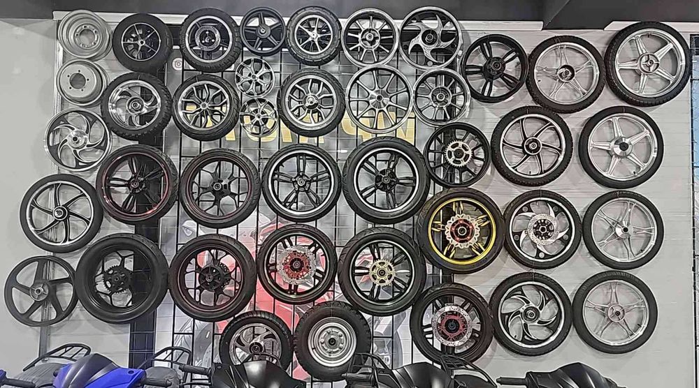 Диски от мото и скутеров,  размеры от 10 до 18