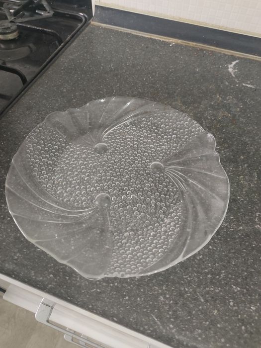 Тарелки разные, 600