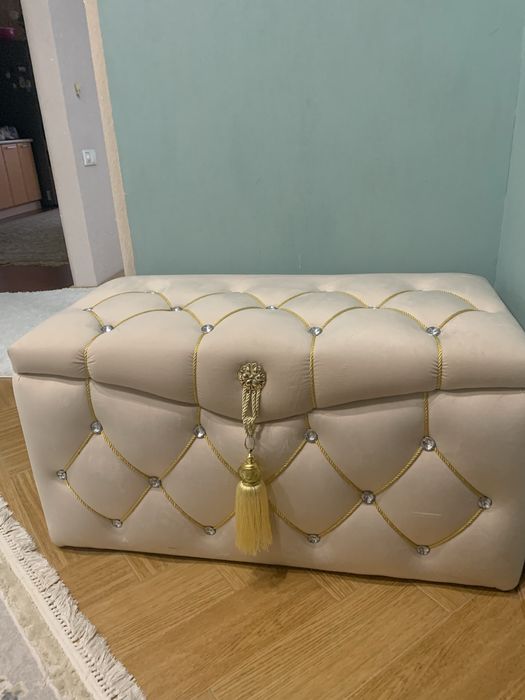 Продам сундук бархат в отличном состояний