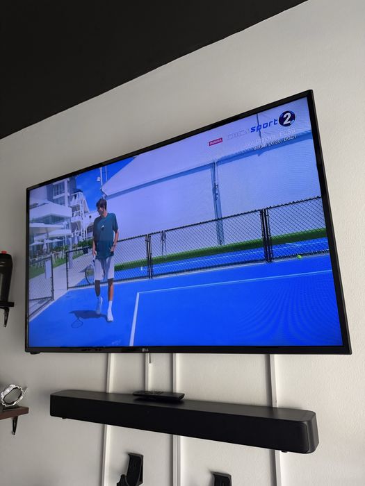 Televizor LG 43LJ500V 108cm.