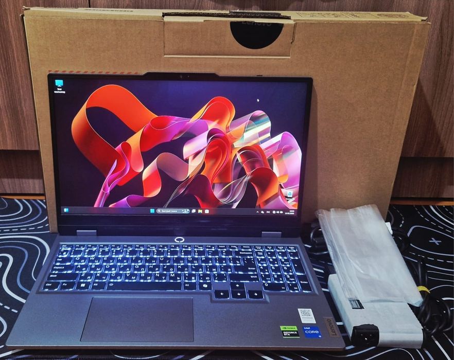 Lenovo LOQ 12450HX Cori5 2025!