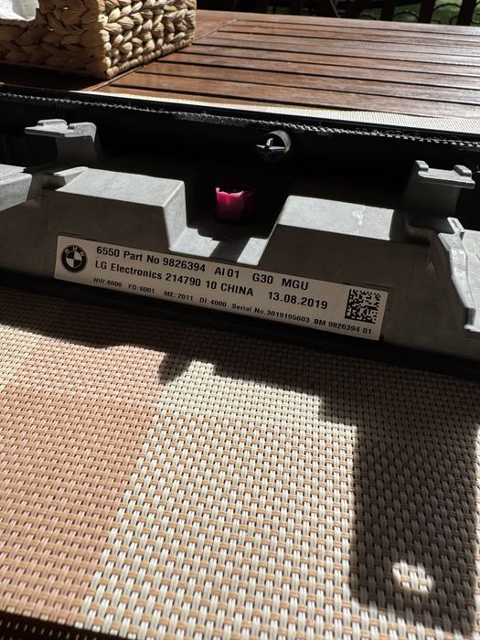 BMW G30  MGU дисплей за мултимедията