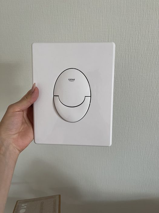 Продам кнопку слива GROHE