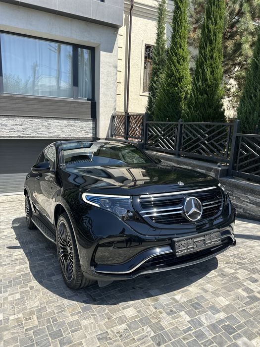 Продаю Мерседес бенз eqc