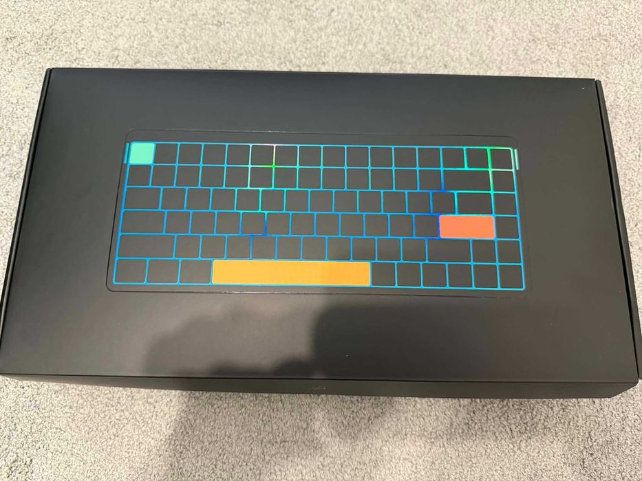 Tastatura NuPhy Air75 v2 + Extra NuFolio v3 Cover + Extra Red Switches