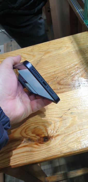 Iphone xs max 256 17 korpusda