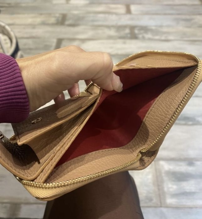 Дам. Портмоне Furla 68€