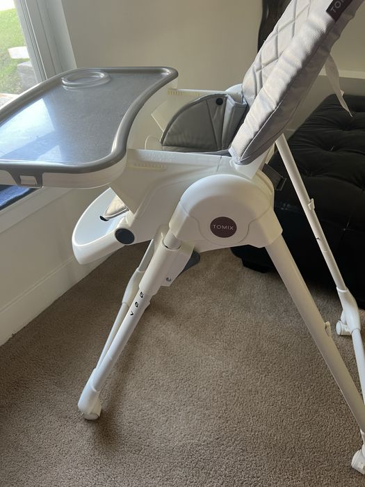 Стул для кормлений tomix