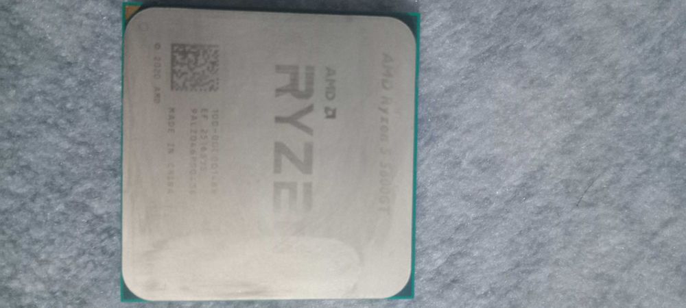AMD 5 5600GT с кулером и материнкой