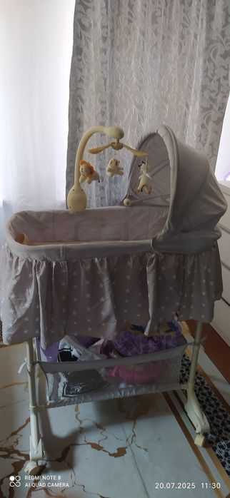 Продам манеж-кроватку