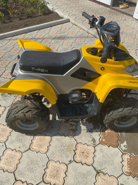 Продам детский квадроцикл 110 кубов