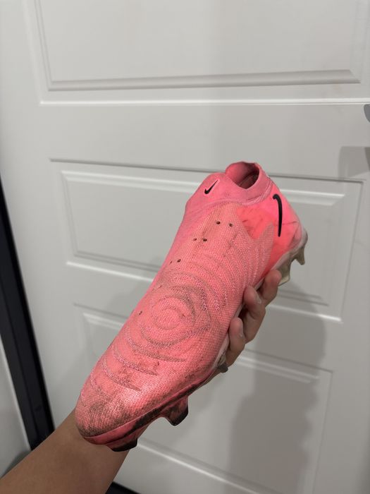 Бутсы Nike Phantom GX 2 Elite AG PRO