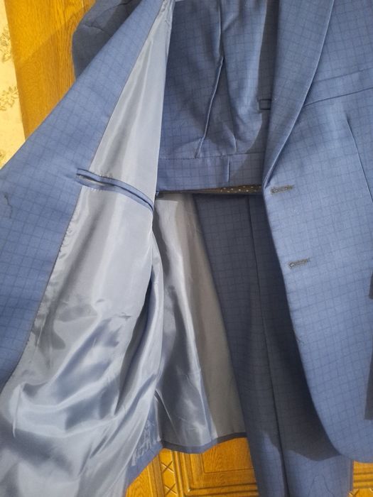 Мужской костюм 52 размер