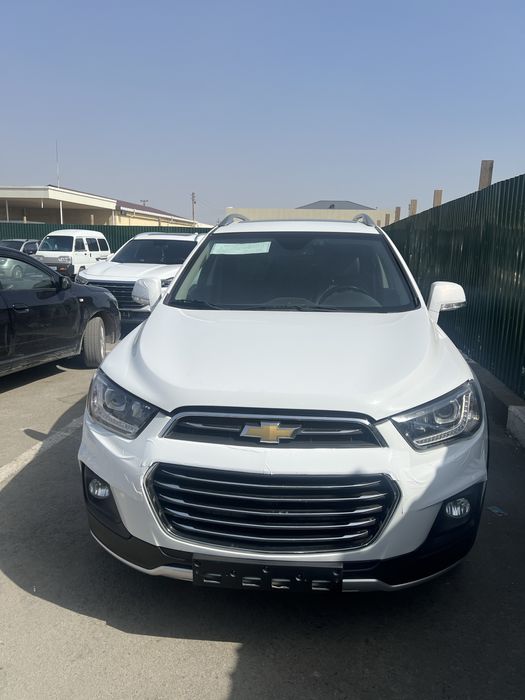 Chevrolet captiva 4