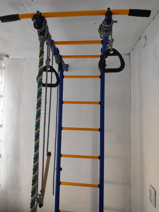 Шведская стенка для тренеровки