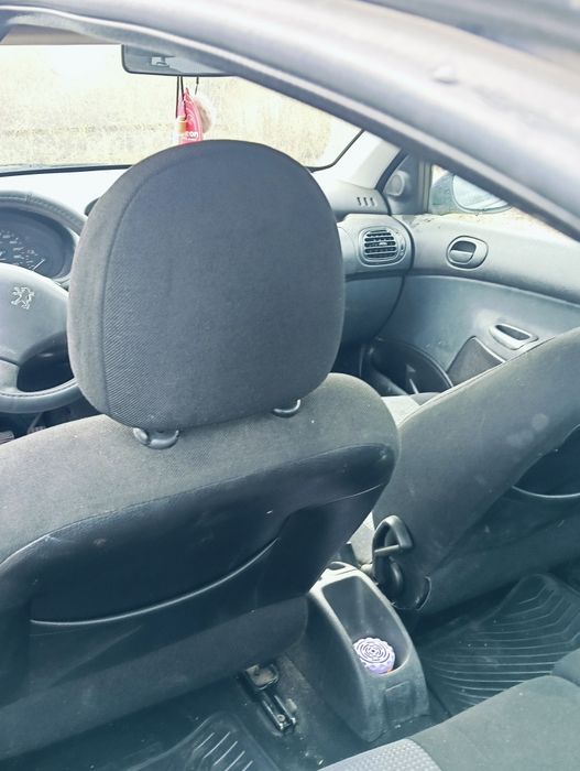 Vând Peugeot 206/0784736387