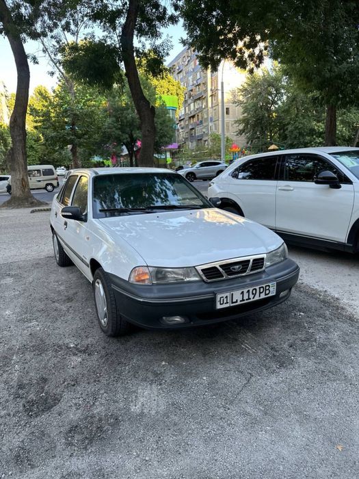 Nexia 1 donce moshina ogan odam mazza qlib minadi