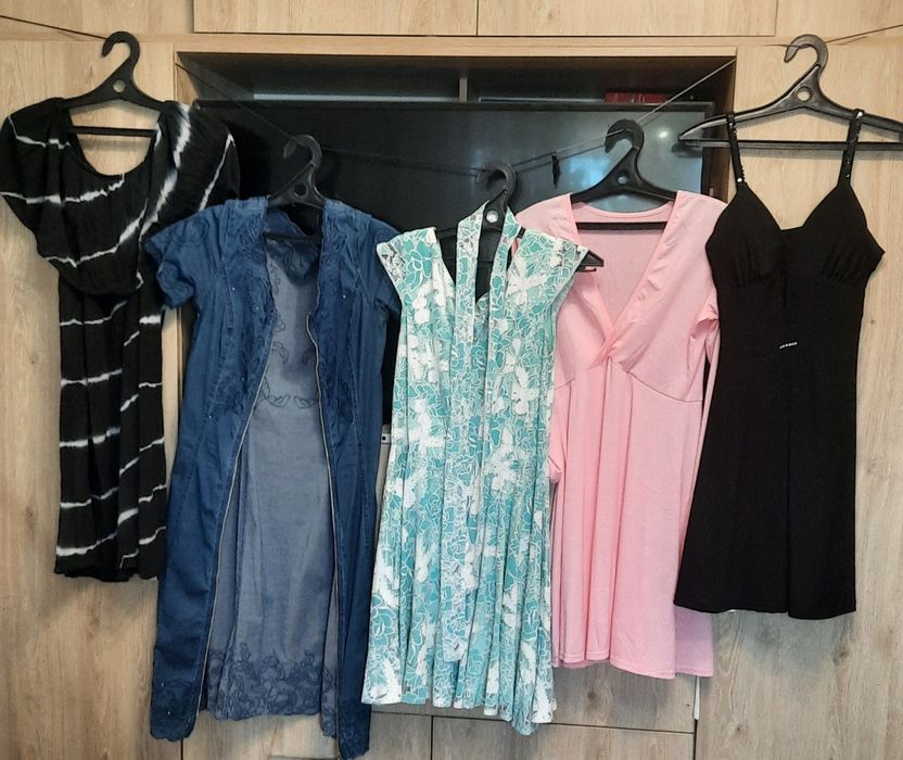 Платья и сарафаны лотами