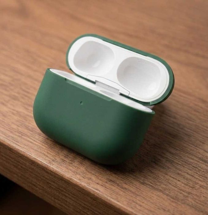 Нови кейсове за AirPods 2
