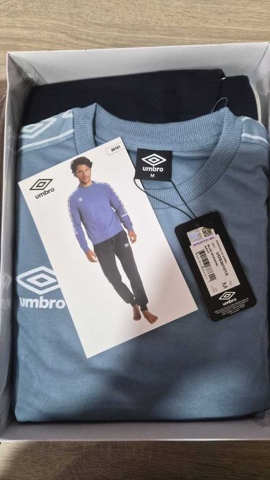 Мъжки спортен екип Umbro Premium, черен