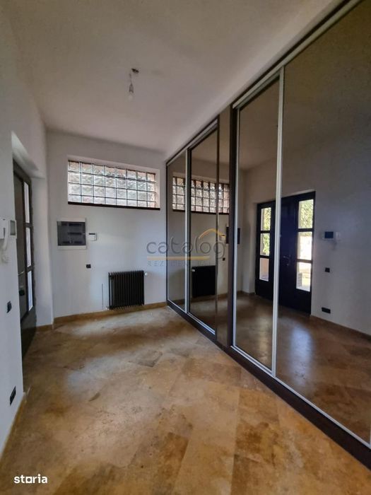 Casa de inchiriat in zona Casa Presei - Poligrafiei