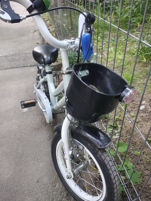 Bicicleta copii MaKani Pale cu roti ajutatoare si cos