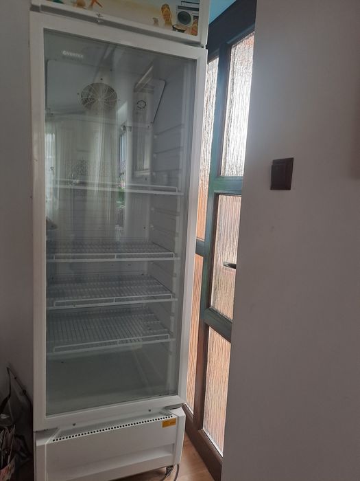 Vand frigider mare ..nou.