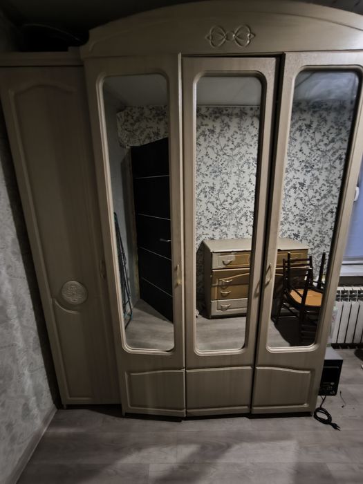 Спальный гарнитур.