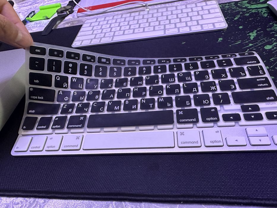 Mac mini 2014 + magic mouse + magic keyboard