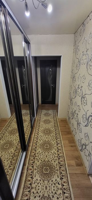 Сдаётся 1-комн. квартира в центре.