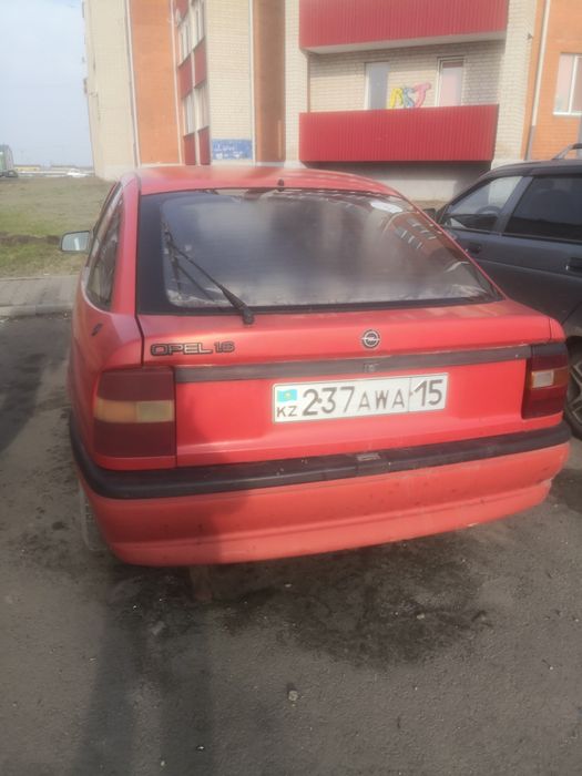 Срочно продам Опель вектора 1993 г