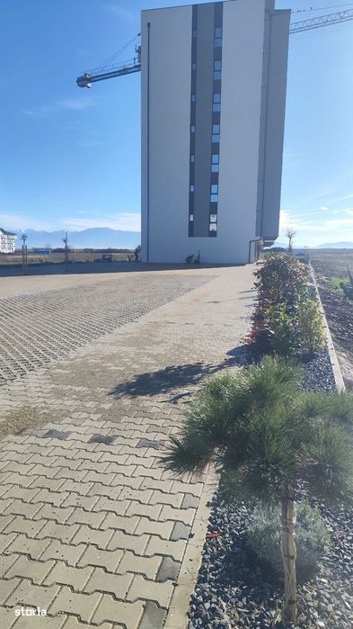 Apartament 2 camere ,decomandat, etaj 1,parcare, insorit , zona Supeco