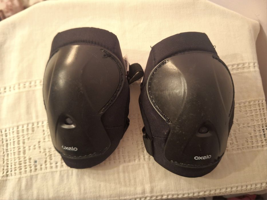 Protectii role, bici, troti, skate Oxelo marimea S copii 9-15 ani