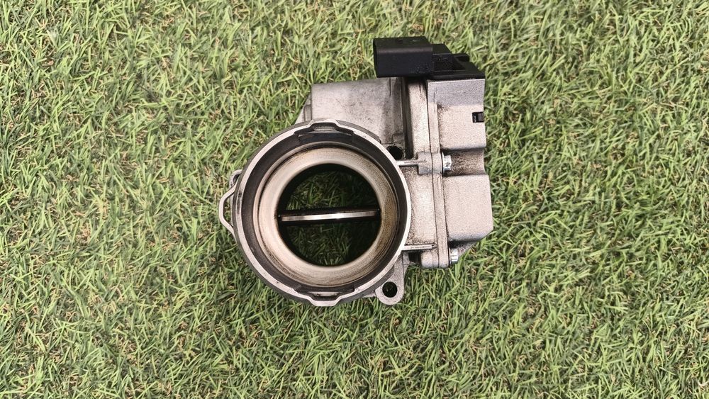 Clapeta accelerație Audi A4 B7/Audi A6 C6 2.0tdi BLB/BRE