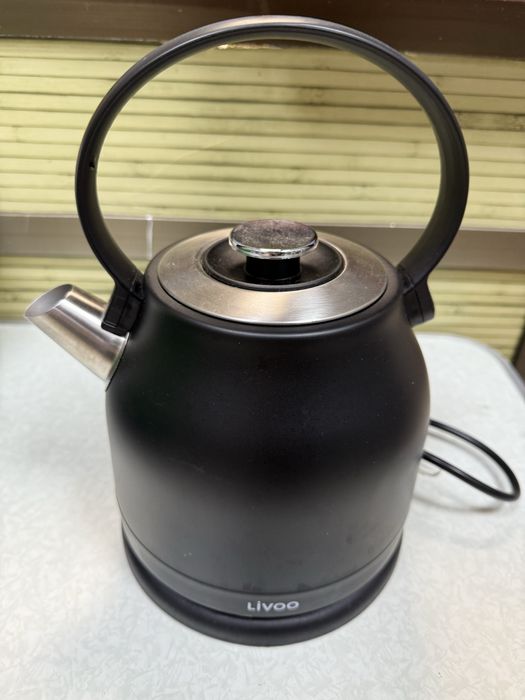 Ретро електрическа кана Livoo 2200w