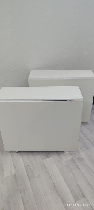 Продам стол книжка