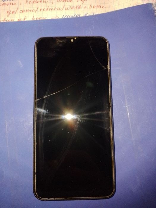 Samsung A10 xolati zur