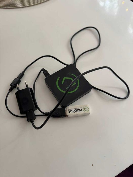Hubitat Elevation C-5 + Dongle Z-Wave USB – Smart Home Hub ZigBee + Z-Wave