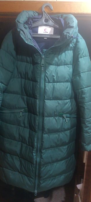 Продам верхнюю одежду