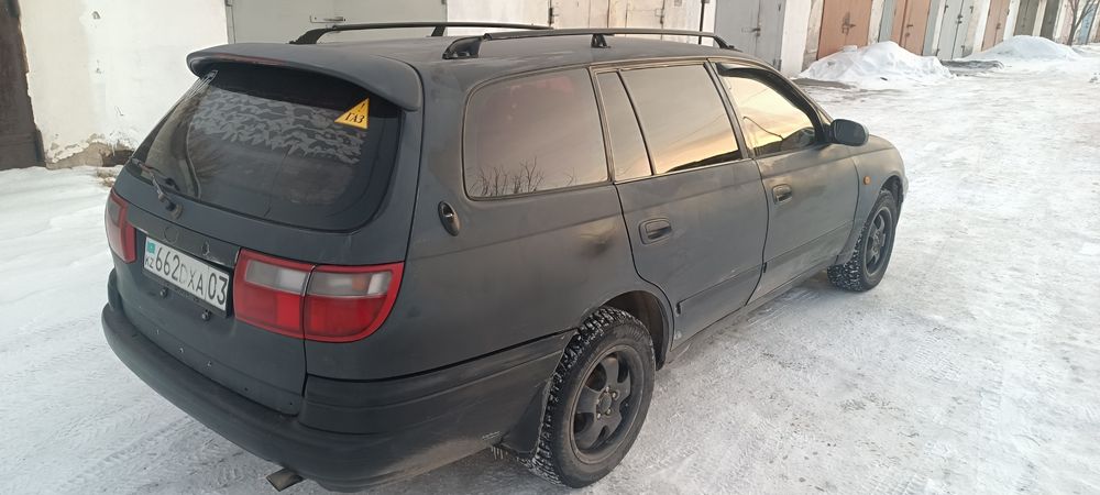 Продам Toyota Caldina
