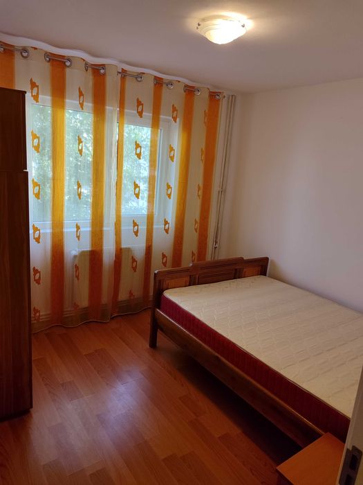 Apartament de închiriat