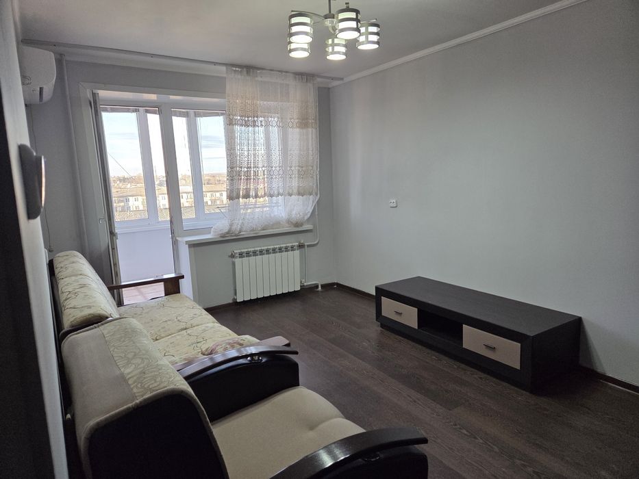 Продам квартиру в микрорайоне Строитель